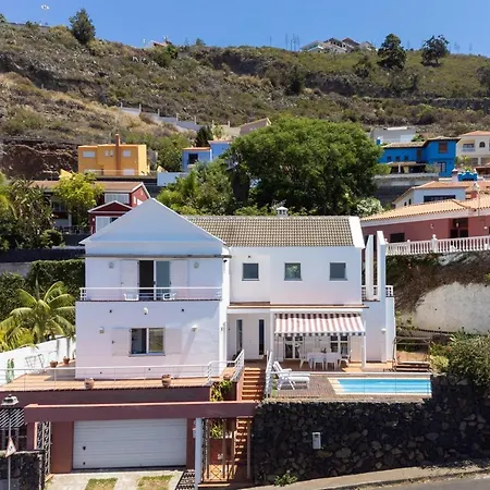 Home2book Stunning Raquel, Pool & View Villa